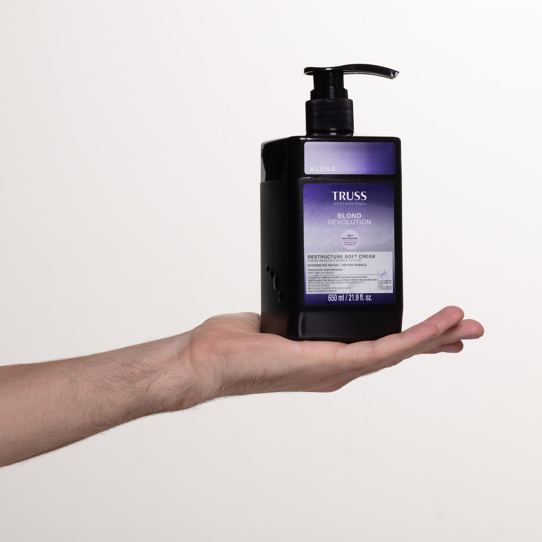 Truss Blond Revolution Restructure Soft Cream 21.9 oz (650 ml)