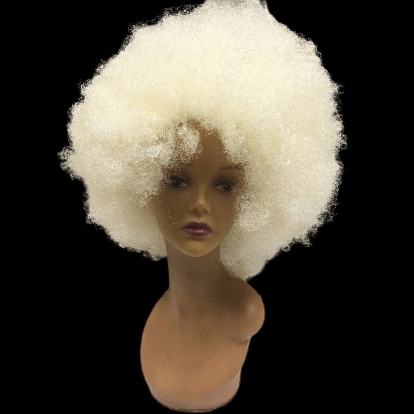 Pallet 123 - Lot of Wigs, variety of styles - VIP Extensions