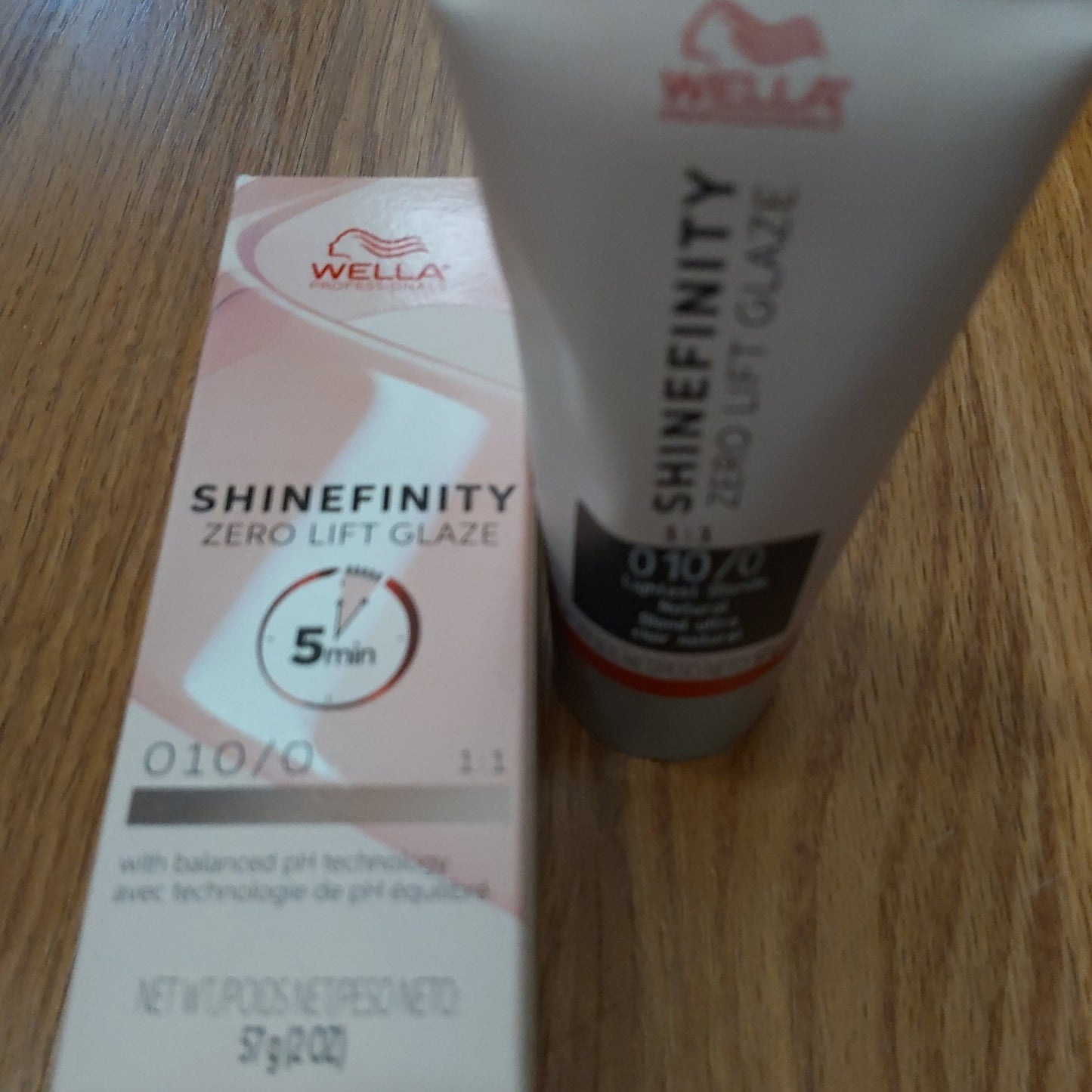 Wella Shinefinity Zero Lift Glaze Light Blonde Natural 08/0 2oz/57g - VIP Extensions