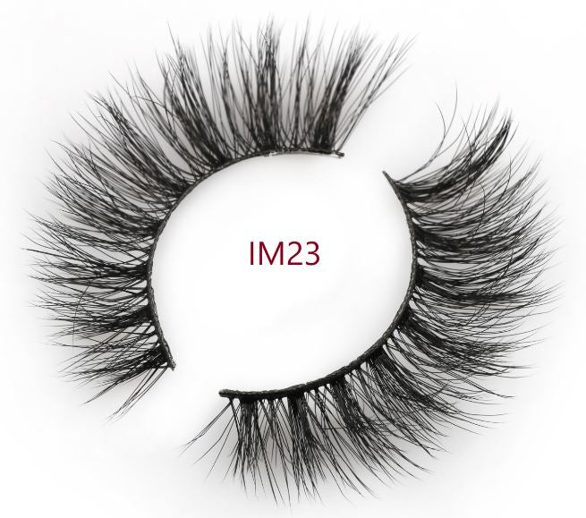12 Slots - Display with Magnetic Lashes with eyeliner - VIP Extensions