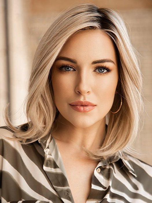 Gabor Own the Room wig in GF16-21SS SS Glazed Sand, shown on a model