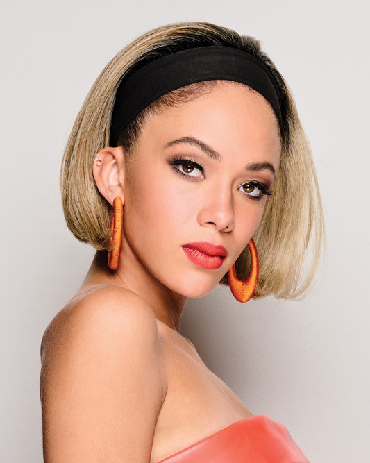 Kim Kimble 14 inch Classic Bob Headband Wig - model front view