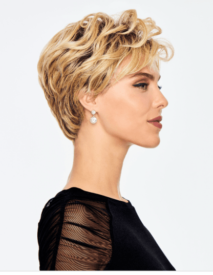 chic wavy Jane wig by Hairdo color SS14/88 - VIP Extensions