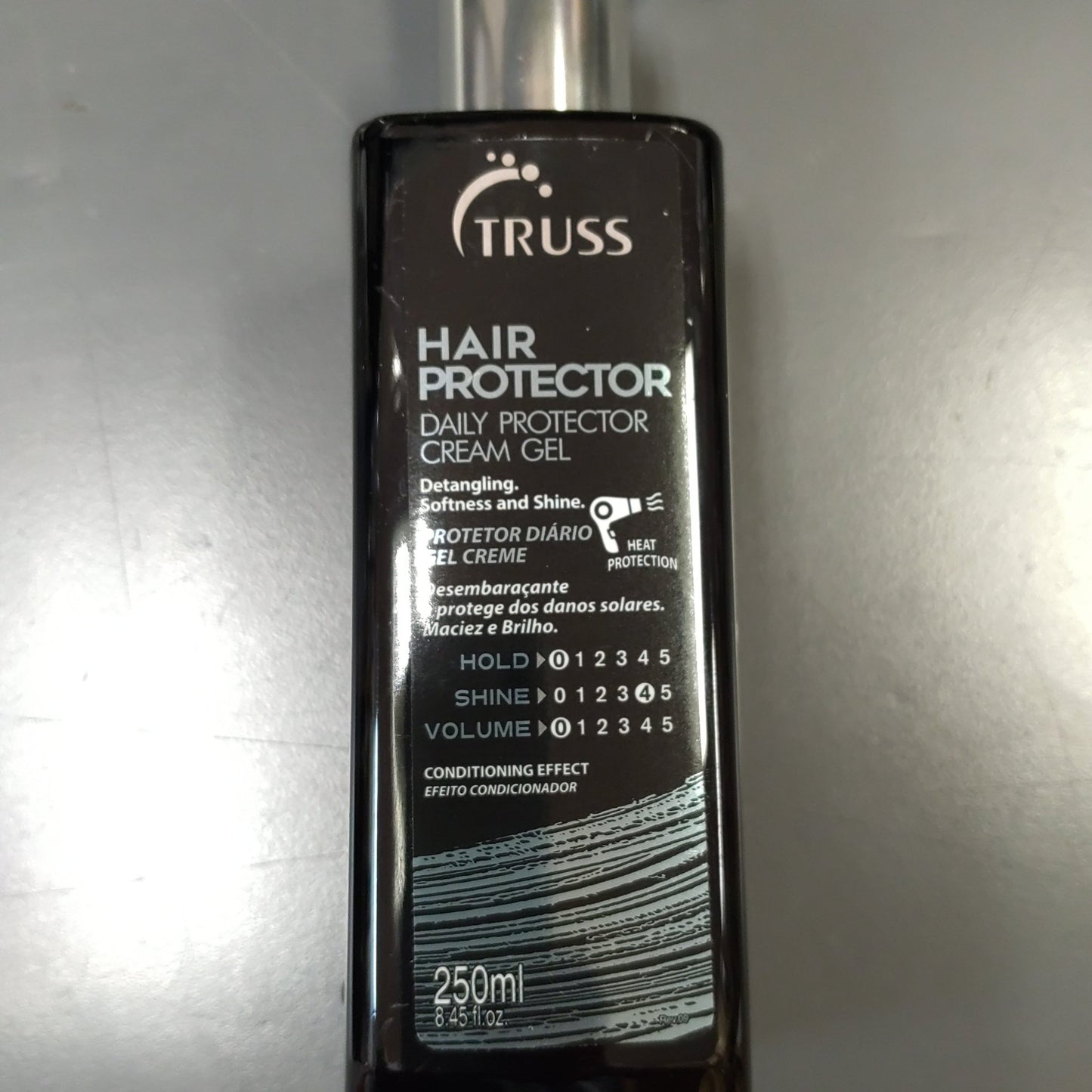 Hair Protector 8.45 Oz - VIP Extensions
