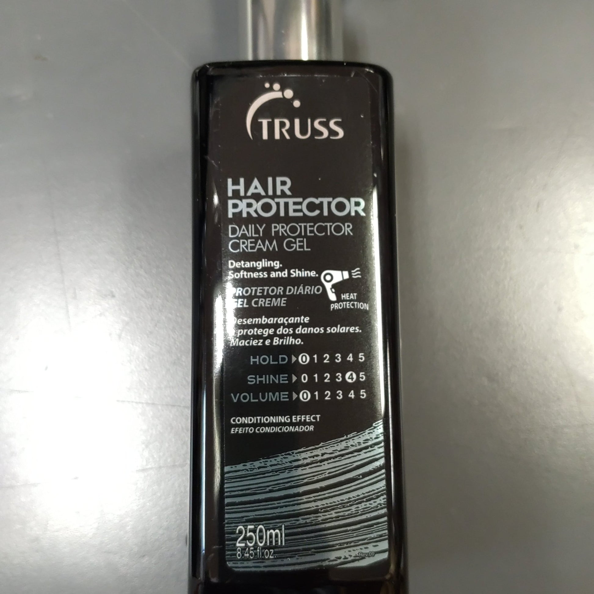 Hair Protector 8.45 Oz - VIP Extensions