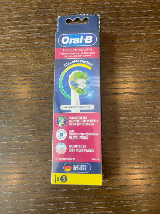 Oral-B Deep Clean CleanMaximiser EB25RB-3 brush heads 3-pack front