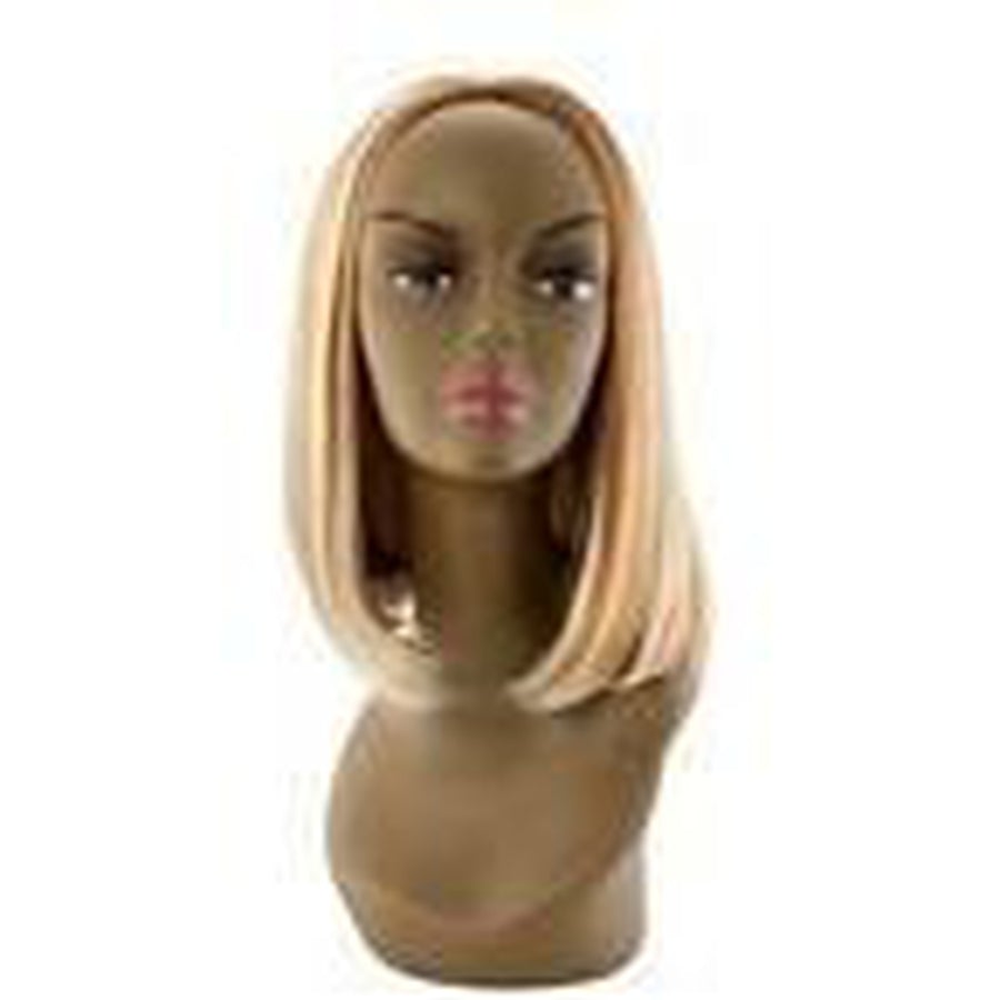 Pallet  115 - Lot of Wigs, variety of styles - VIP Extensions