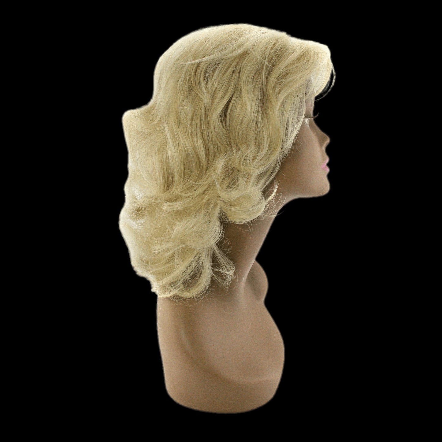 Pallet  135 - Lot of Wigs - 100% Human Hair - Variety of Styles - VIP Extensions