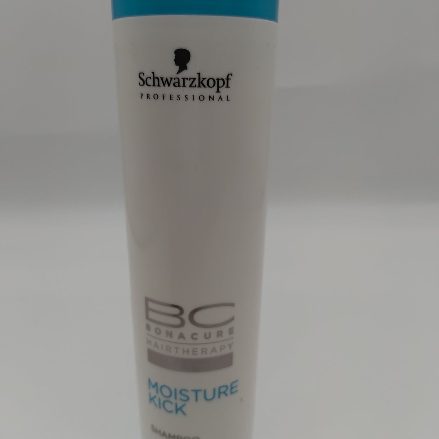 Schwarzkopf Bonacure Moisture Kick Shampoo 8.5oz - VIP Extensions