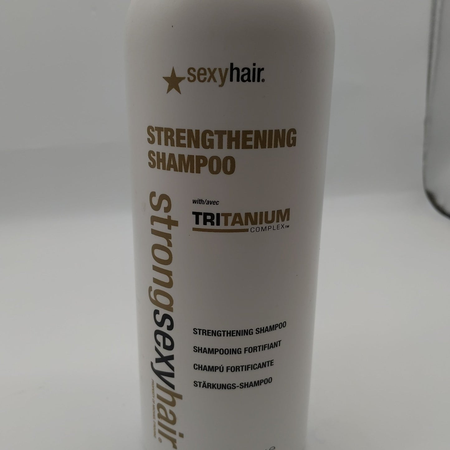 Sexy Hair Strengthening Conditioner tritanium 33.8 oz - VIP Extensions
