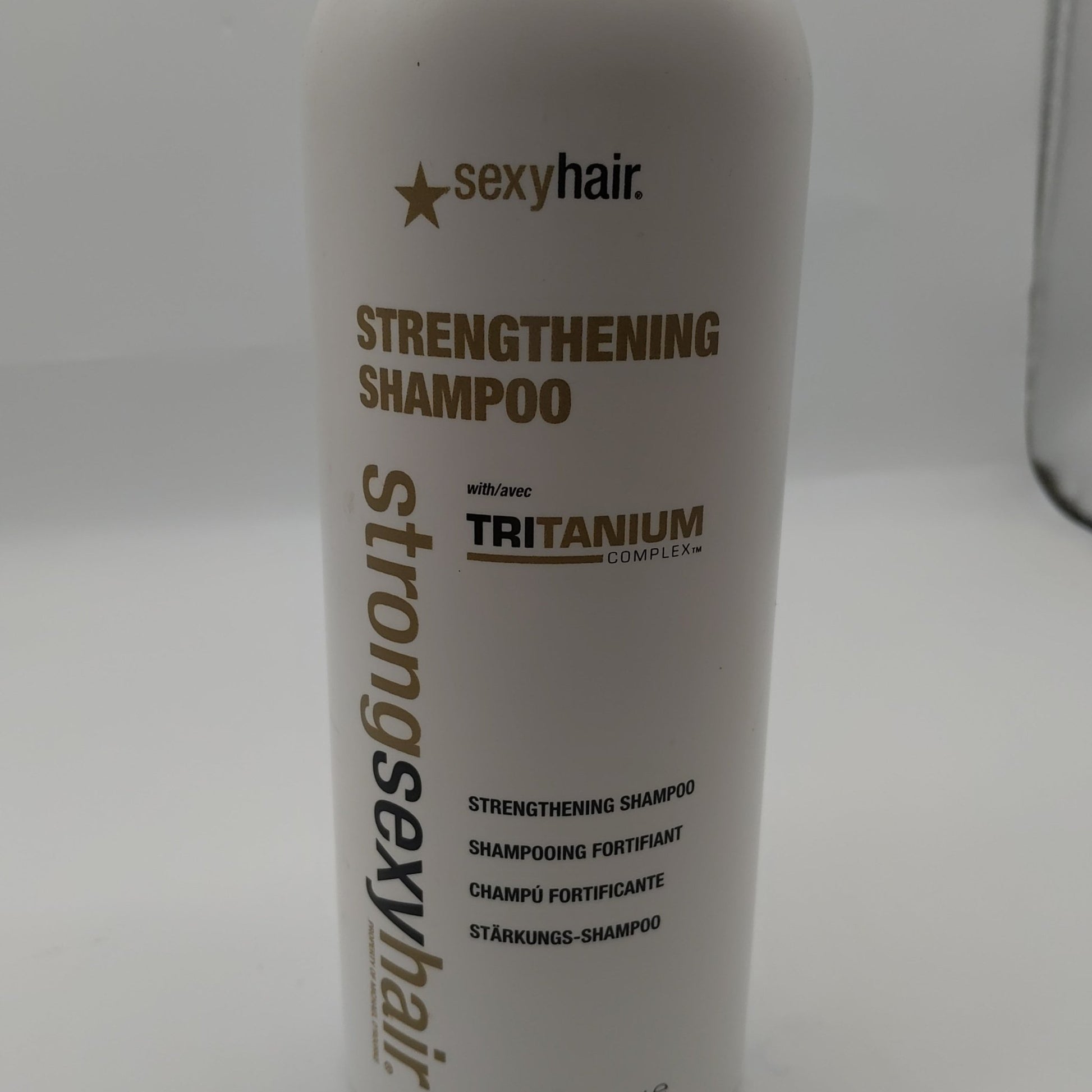 Sexy Hair Strengthening Conditioner tritanium 33.8 oz - VIP Extensions