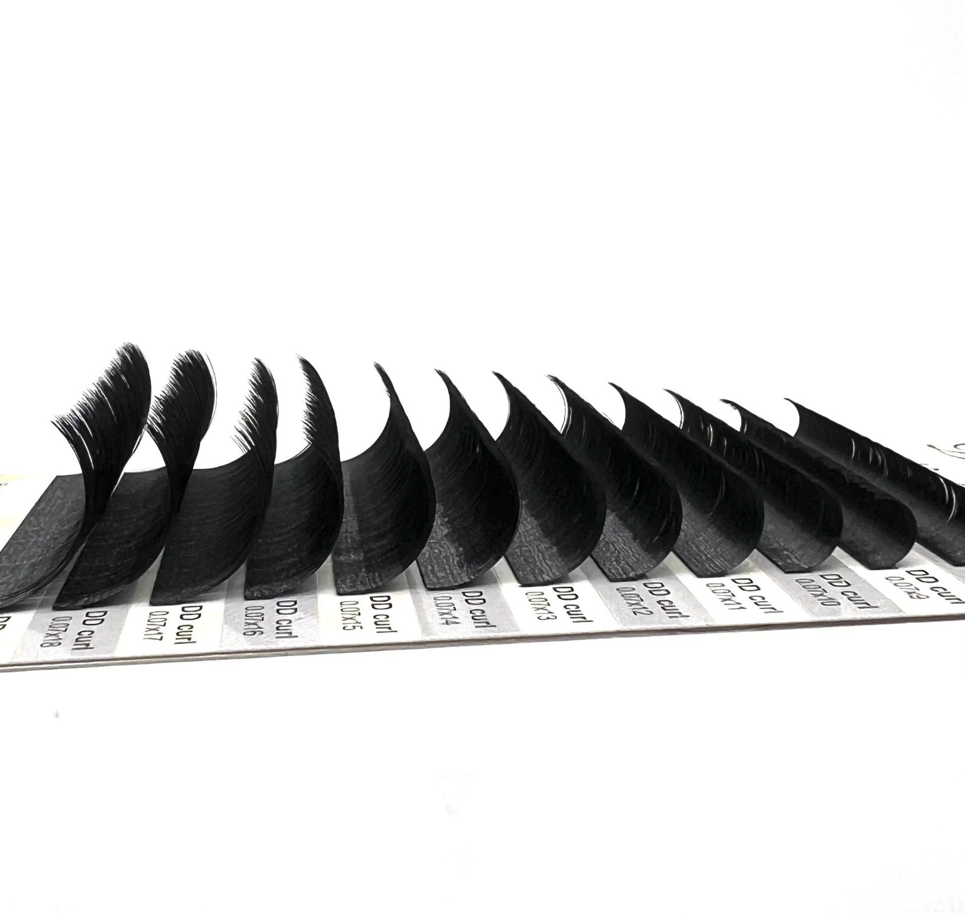 VIP Faux Mink Lash Extension 12 Lines DD Curl Mix 0.07 mm - VIP Extensions