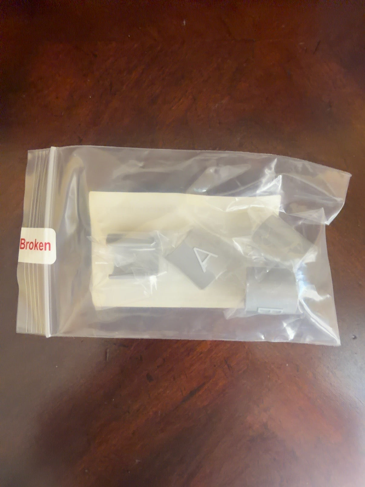 Sealed CoolSculpting Elite A and B umbilical identification clips package