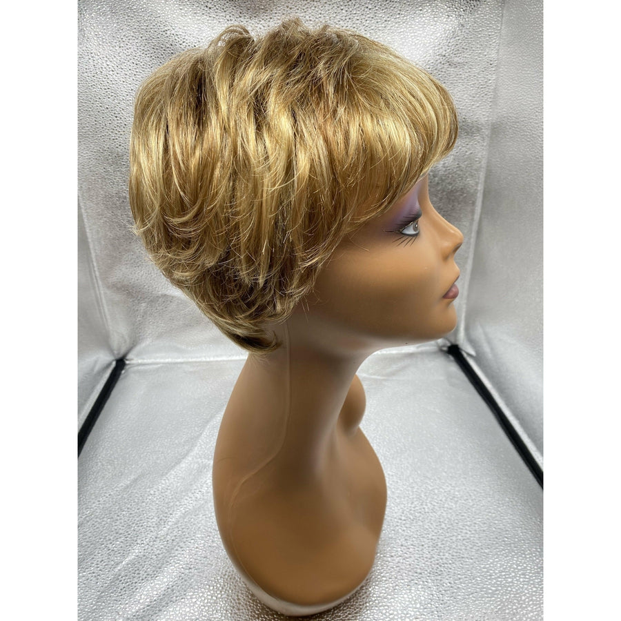 WINNER - Wig By Raquel Welch - VIP Extensions