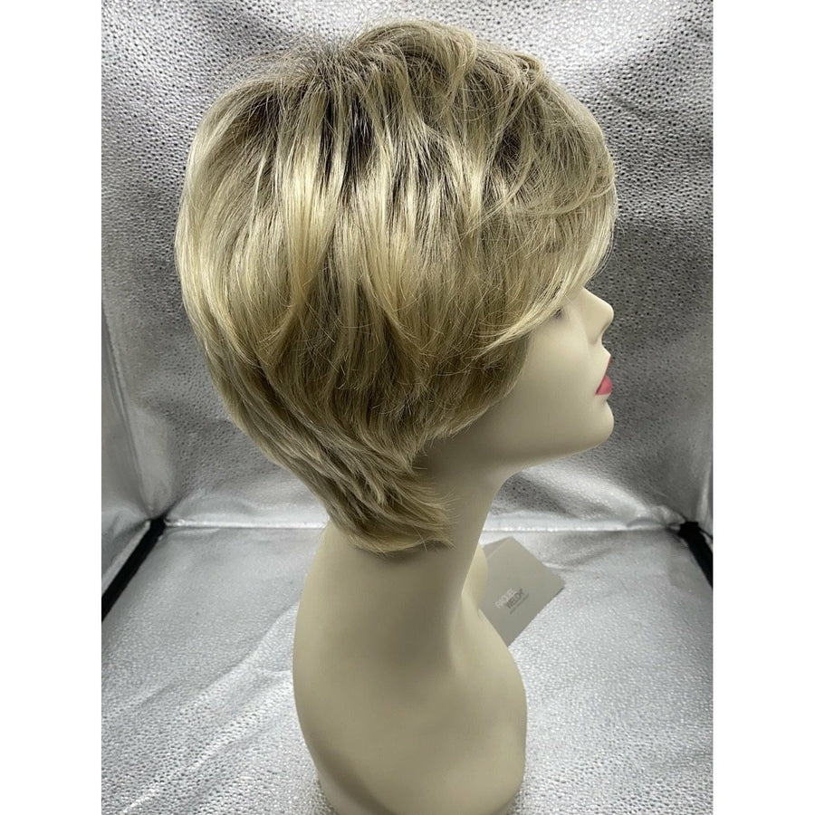 CRUSHING ON CASUAL - Wig by Raquel Welch - - VIP Extensions