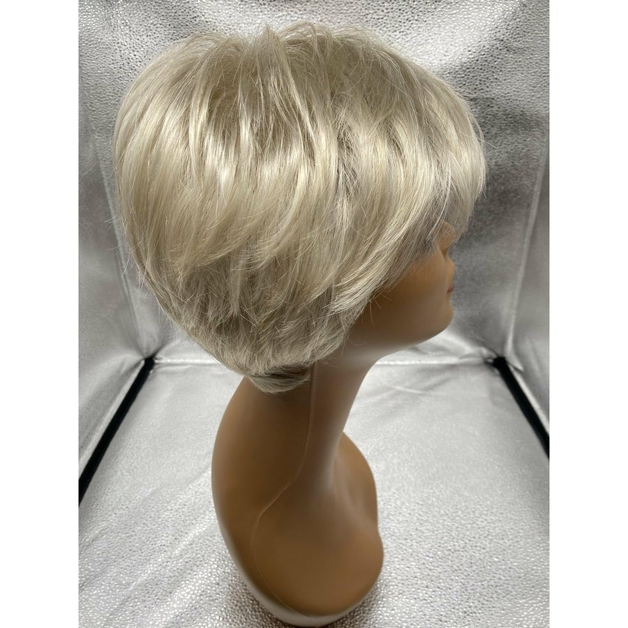 WINNER - Wig By Raquel Welch - VIP Extensions