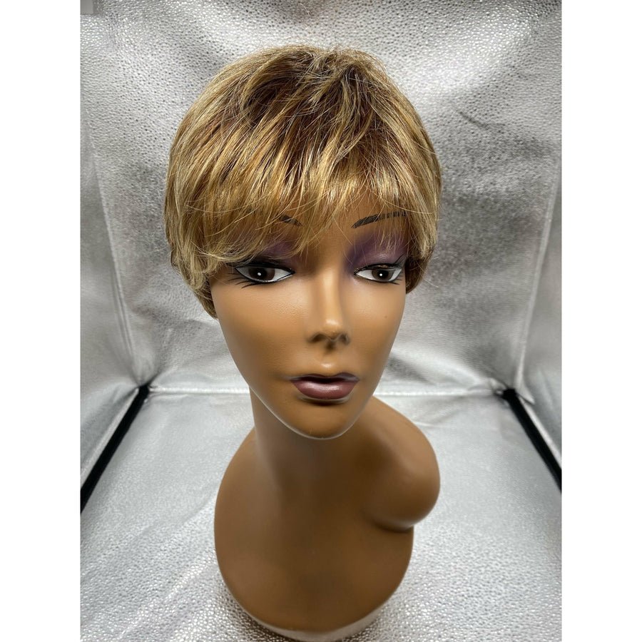 WINNER - Wig By Raquel Welch - VIP Extensions