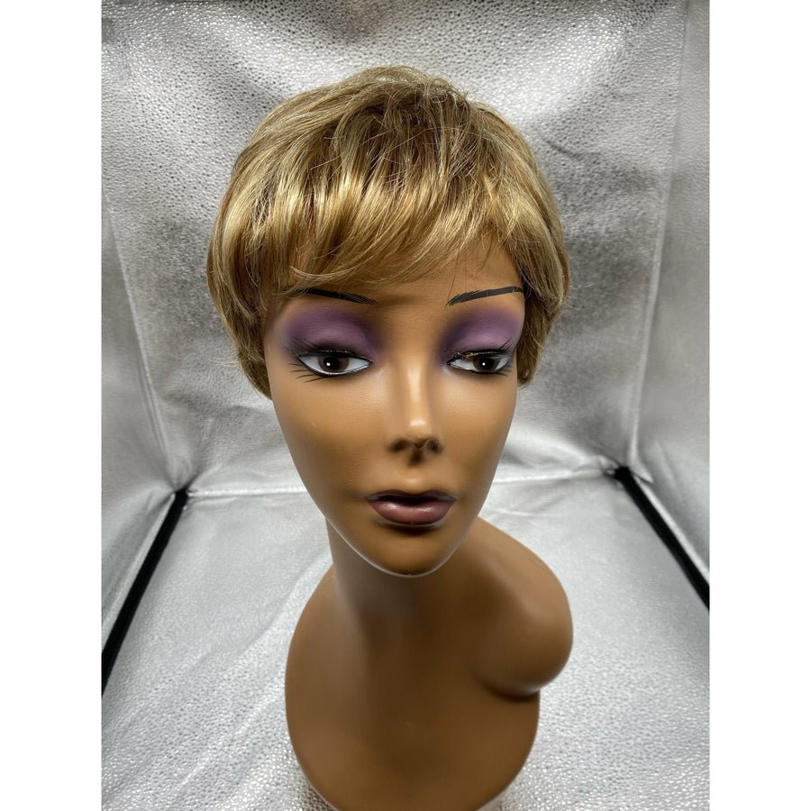 WINNER - Wig By Raquel Welch - VIP Extensions