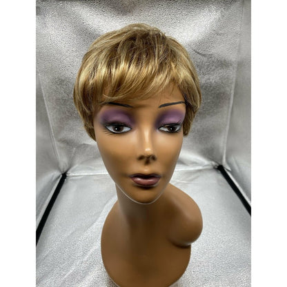 WINNER - Wig By Raquel Welch - VIP Extensions